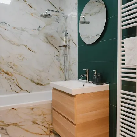 Exigent Plaza Chill Spot *